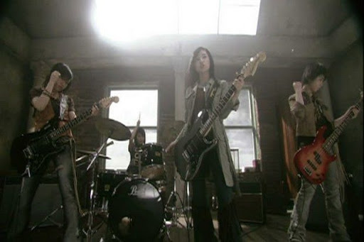 Yossie's Corner Café: ZONE - Akashi [PV]